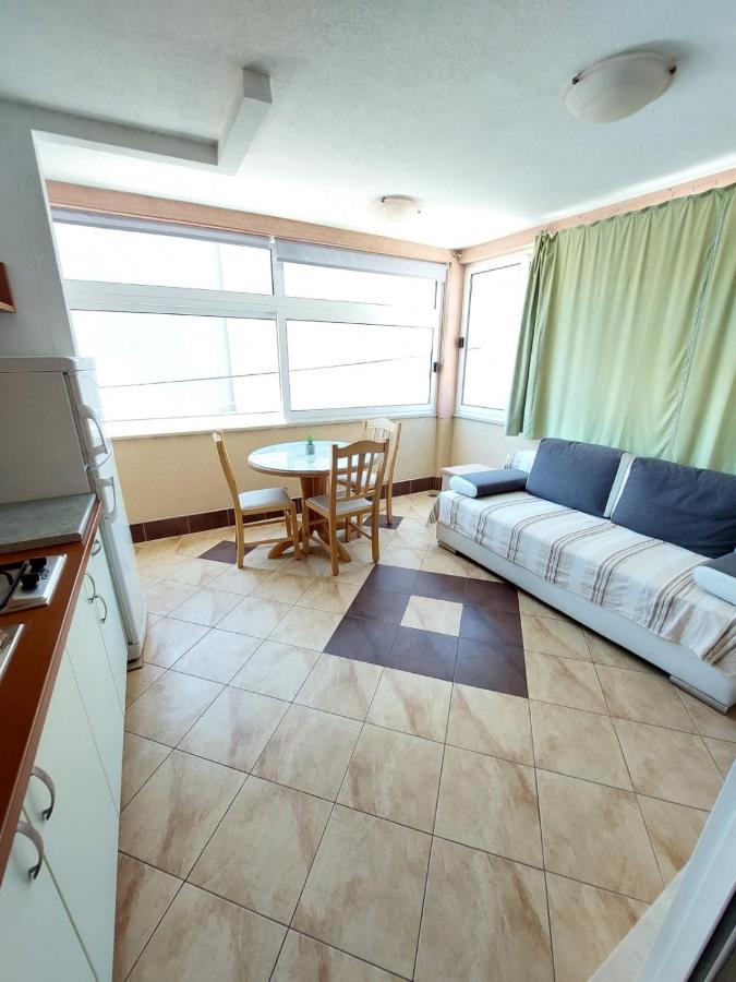 Australia Villa Makarska Bagian luar foto
