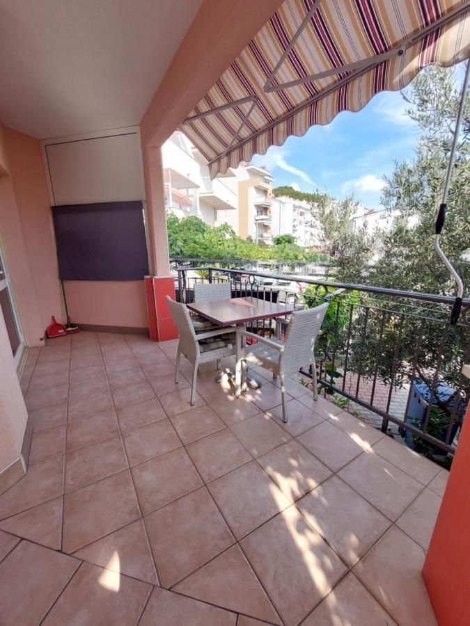 Australia Villa Makarska Bagian luar foto